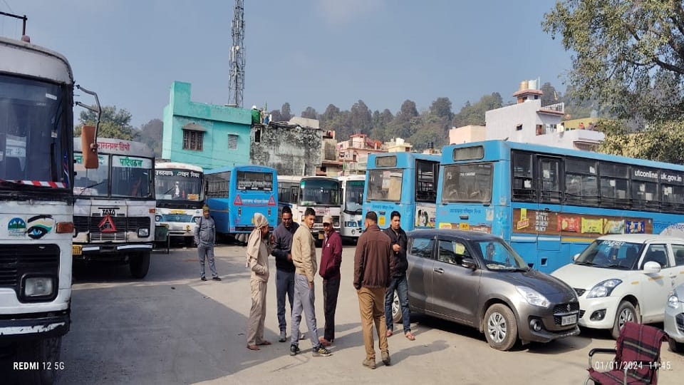 Uttarakhand Transport Corporation strict on Drivers Strike will imposed fine if contracted buses not run