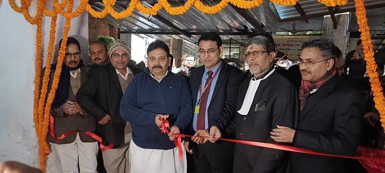 E stamp facility will be available from post offices in 11 districts of UP including Varanasi