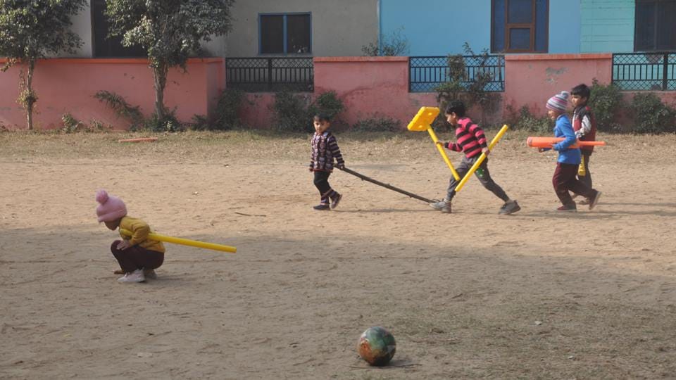 Schools up 8th will remain closed Amroha till 6, holiday declared till 14 Anganwadi centers