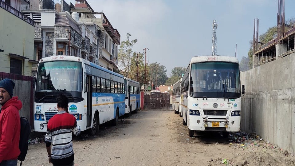 Bus-truck strike in protest against hit and run law in uttarakhand