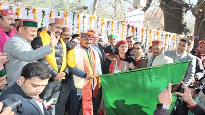 CM Sukhu's announcement in Manali: 10 crore bridge to be built in 15 miles, national skiing competition in Sol