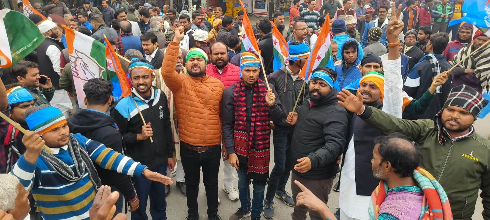 IIT BHU samuhik dushkarm case congress leaders protest for justice for victim of student in varanasi