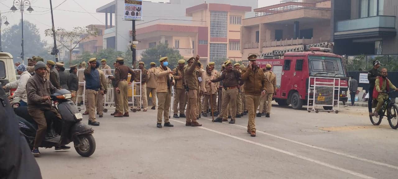 IIT BHU samuhik dushkarm case congress leaders protest for justice for victim of student in varanasi