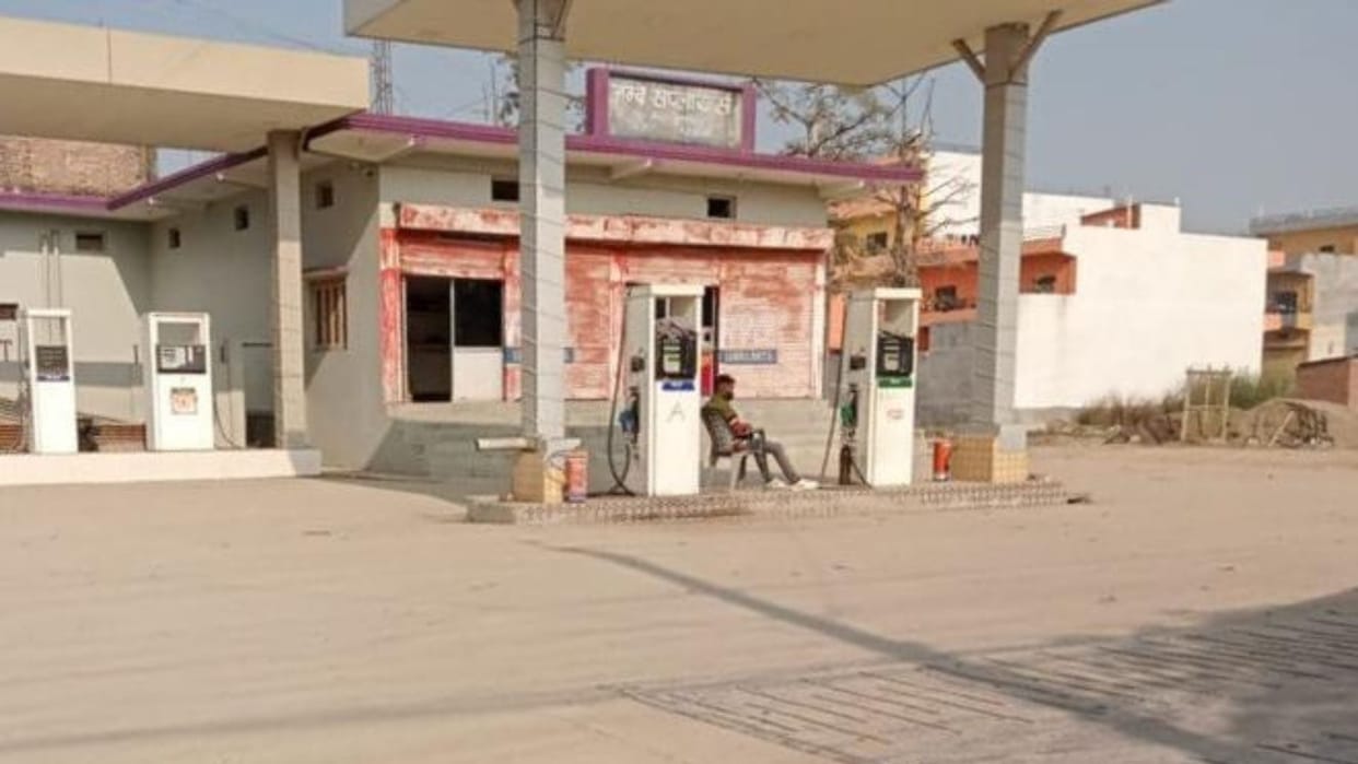 Petrol-diesel shortage begins in Nepal due to truck strike in India