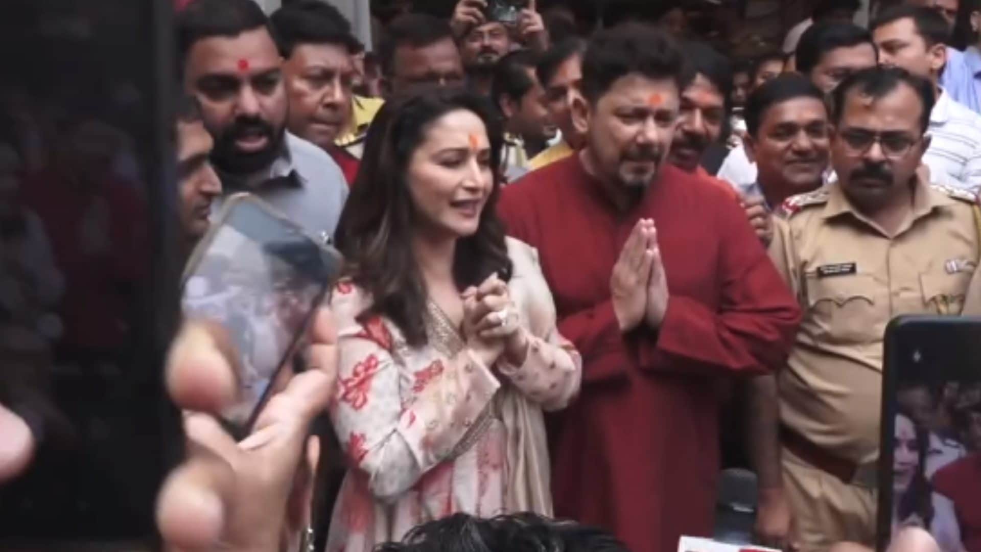 Panchak Actress Madhuri Dixit and Shriram Madhav Nene visit Siddhivinayak Temple with Family to seek Blessing