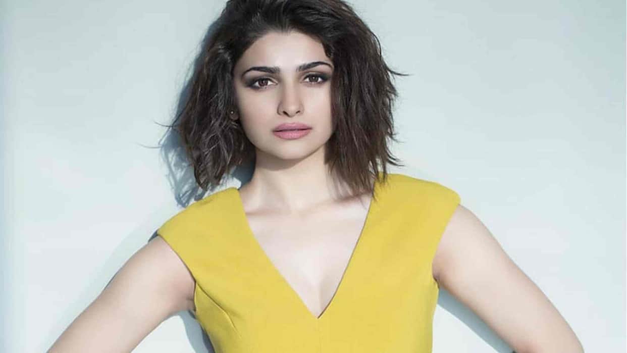 Prachi desai remembered early days of her filmy career actress said she was advised to do big films