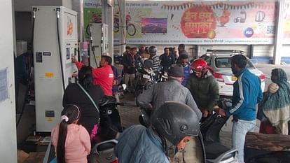 Petrol crisis Crowd at petrol pumps people facing problems due to strike against hit and run law Uttarakhand