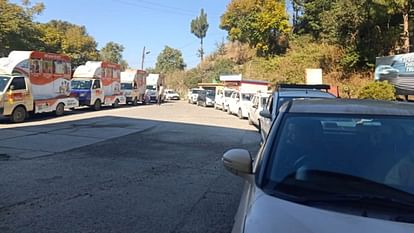 Petrol crisis Crowd at petrol pumps people facing problems due to strike against hit and run law Uttarakhand