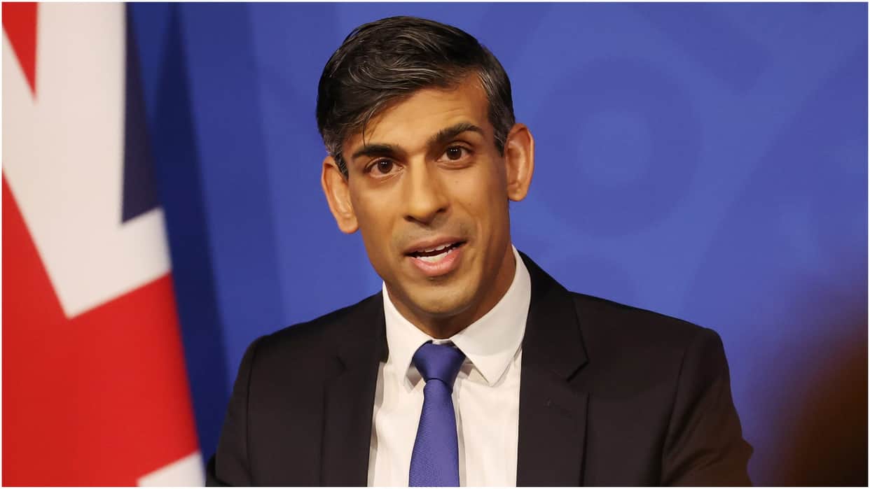 UK prim minister rishi sunak on illegal immigration Home Office figures released