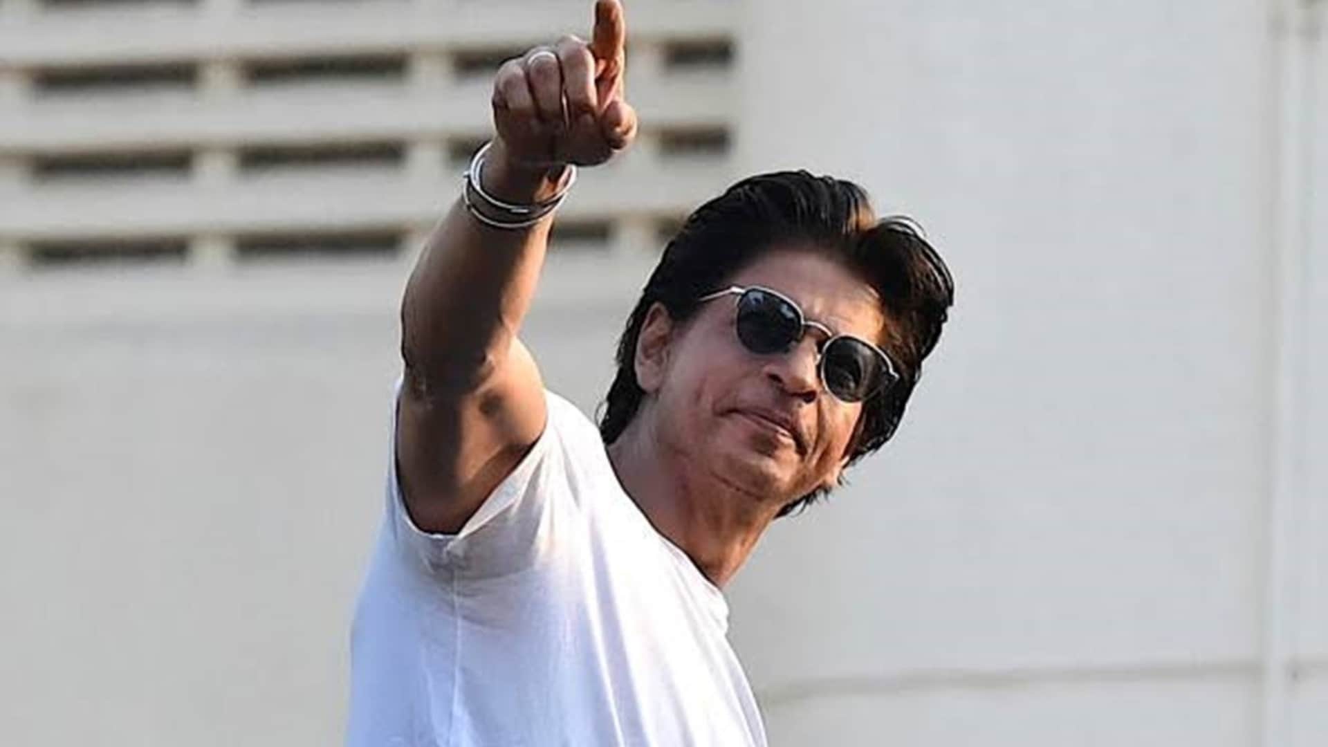 dunki star Shah Rukh Khan begs dil se director Mani Ratnam for a film says if you tell I will dance on plane