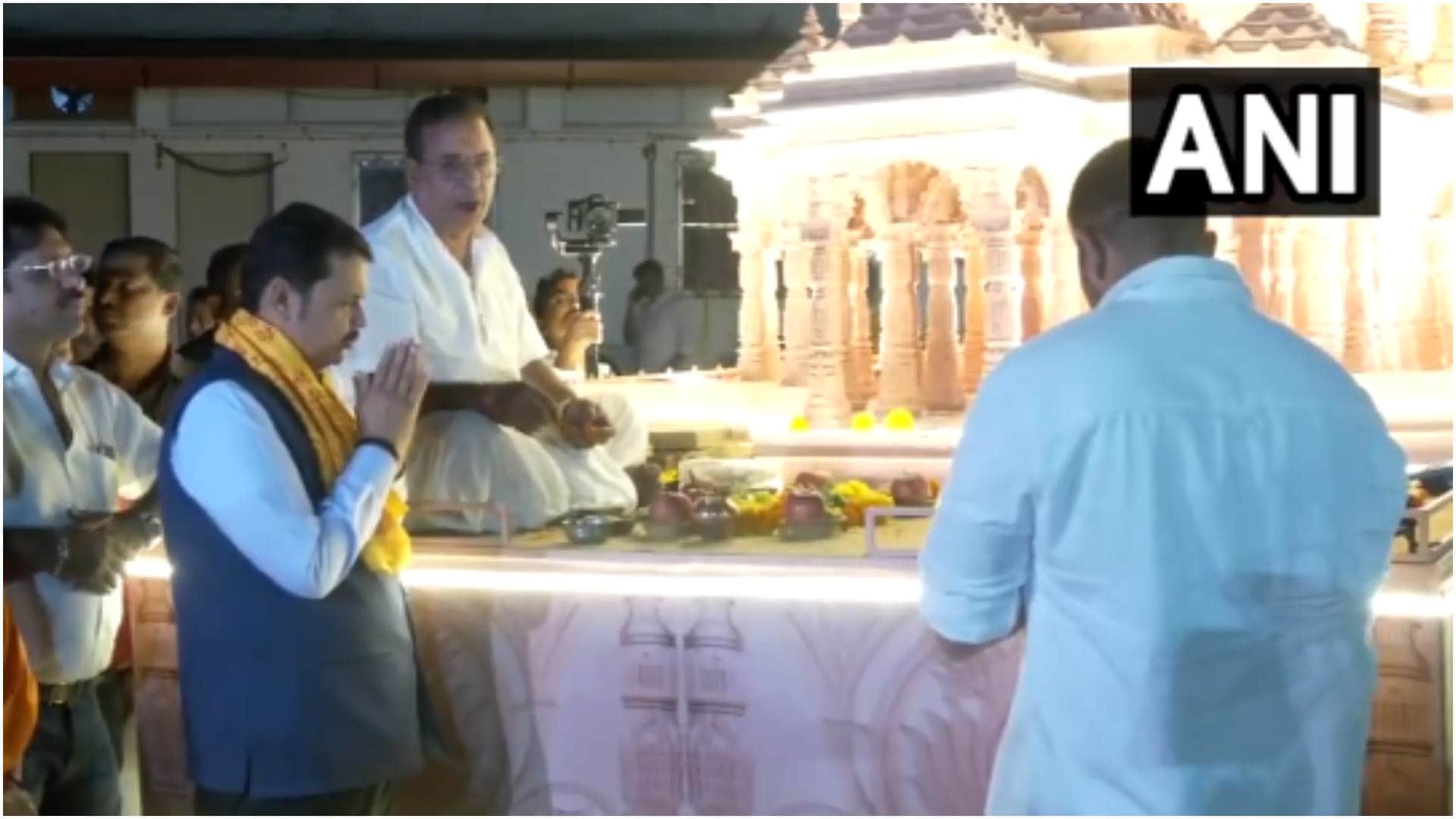 Ram Mandir Pran Pratishtha: Flag Off of the Ram Temple on Wheels by Deputy CM Devendra Fadnavis Rohit Shetty