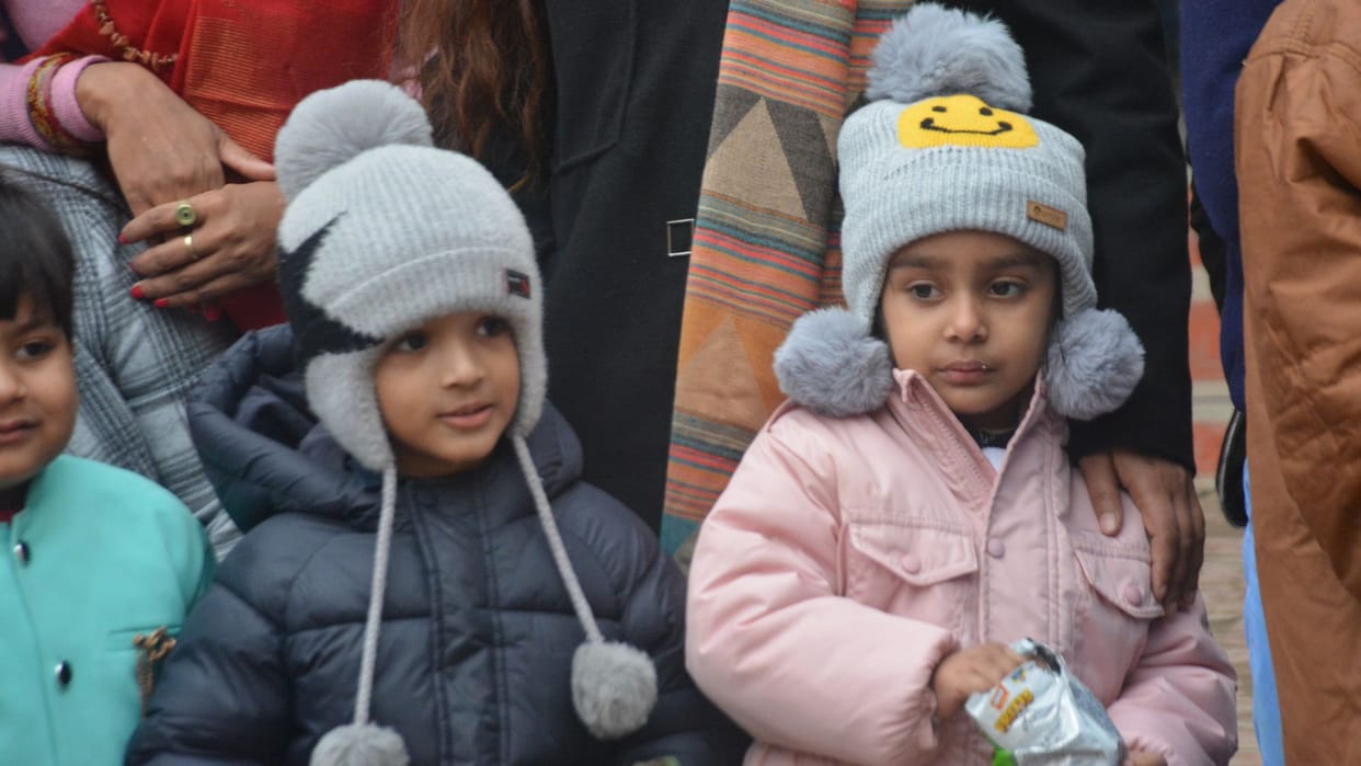 Moradabad weather: Life is miserable due to severe cold, mercury is nine degrees below normal
