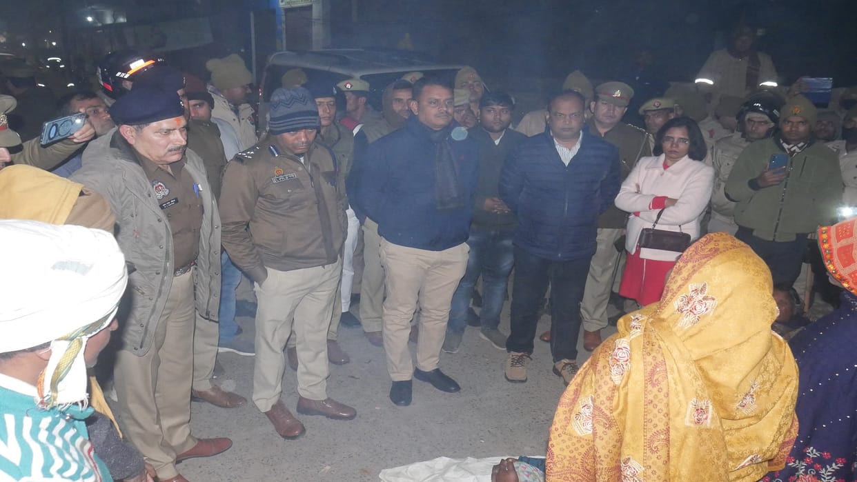 Varanasi Accident: Protest ends after 28 hours in Bhagwanpur, investigation will be done against policemen