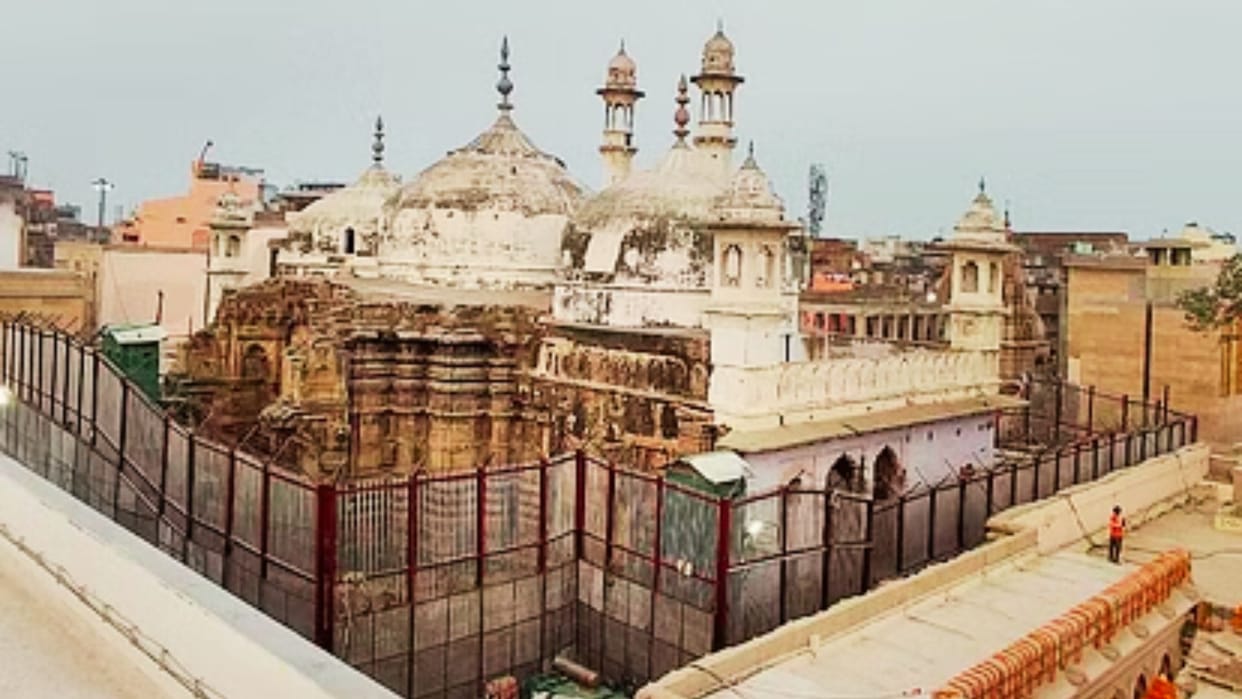 VHP President Alok Kumar appeals to Anjuman Intejamia to Hand over Gyanvapi complex to Hindus