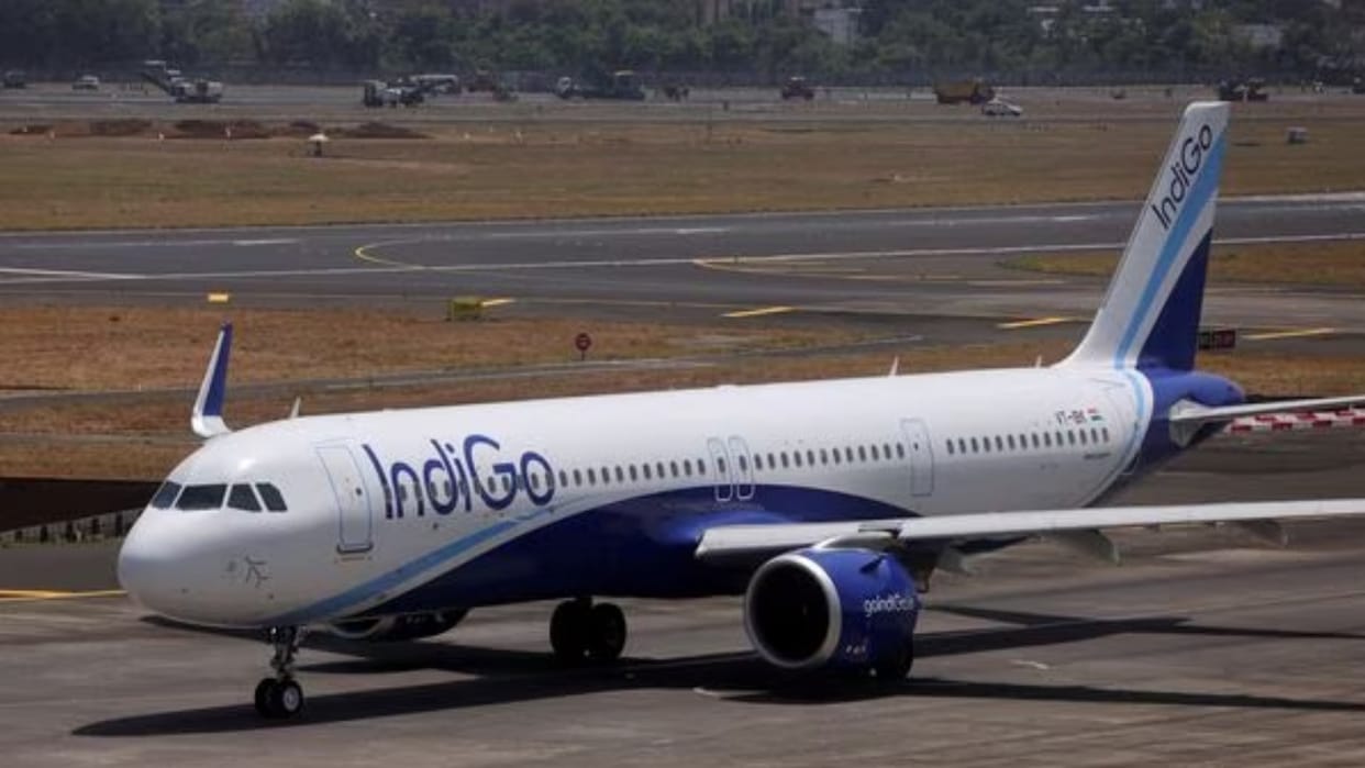 Movement of all planes started after ten days, IndiGo's Bangalore flight will remain canceled from both sides