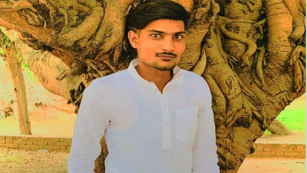 Amroha: Jeans artisan shot dead due to love affair