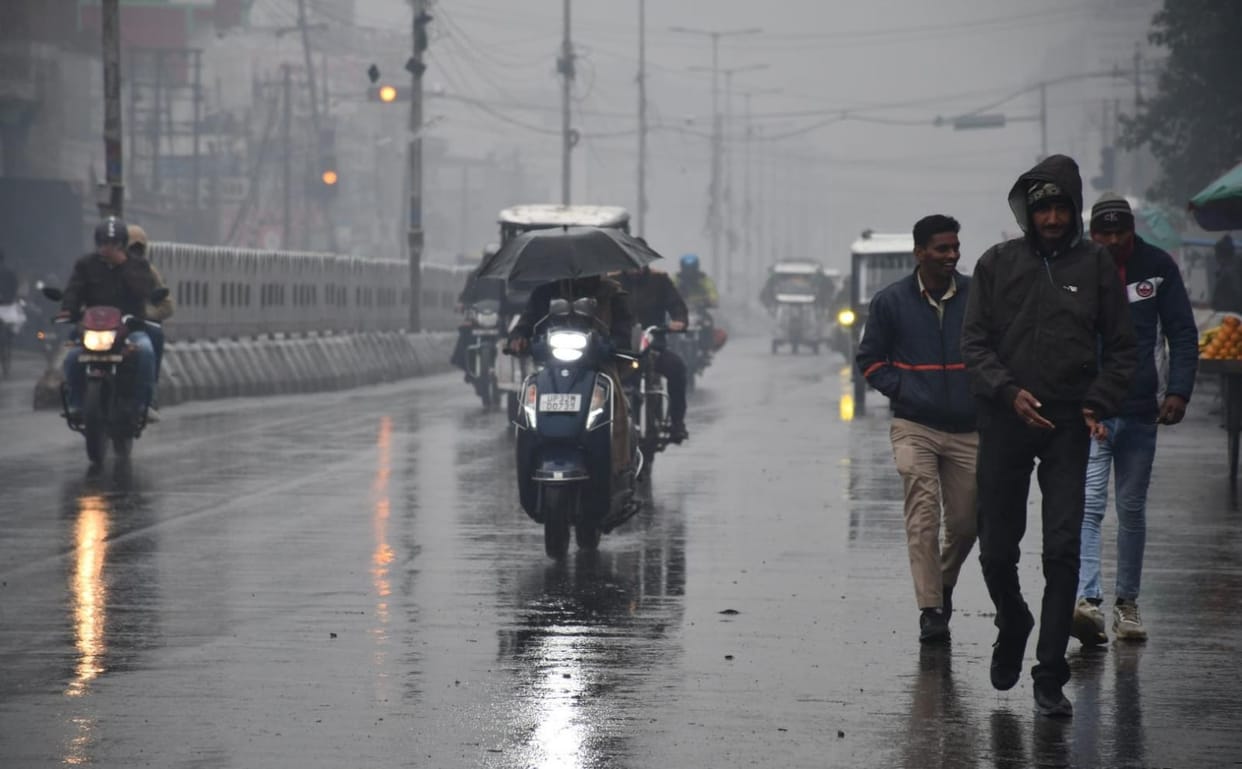 UP Weather Update: State drenched by rain in winter, Meteorological Department alerts