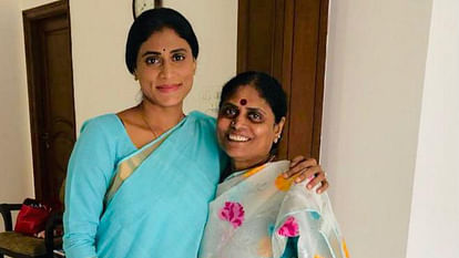 Andhra Pradesh CM Jagan Reddy Sister YS Sharmila to Join Congress Party YSRTP News in hindi