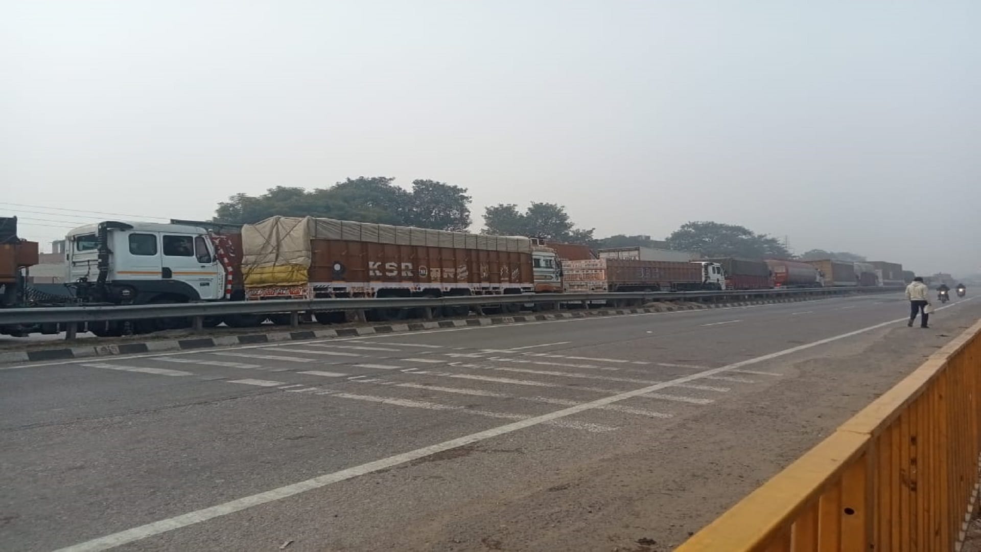 30 petrol pumps dry, vegetable and milk carts also affected; Effect of trucks strike in pictures