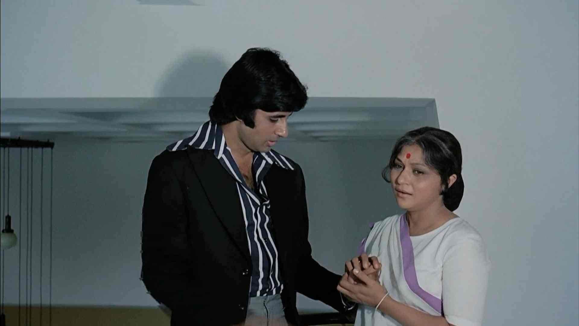 Nirupa Roy Birth Anniversary know the unknown facts about amitabh bachchan onscreen mother filmy career