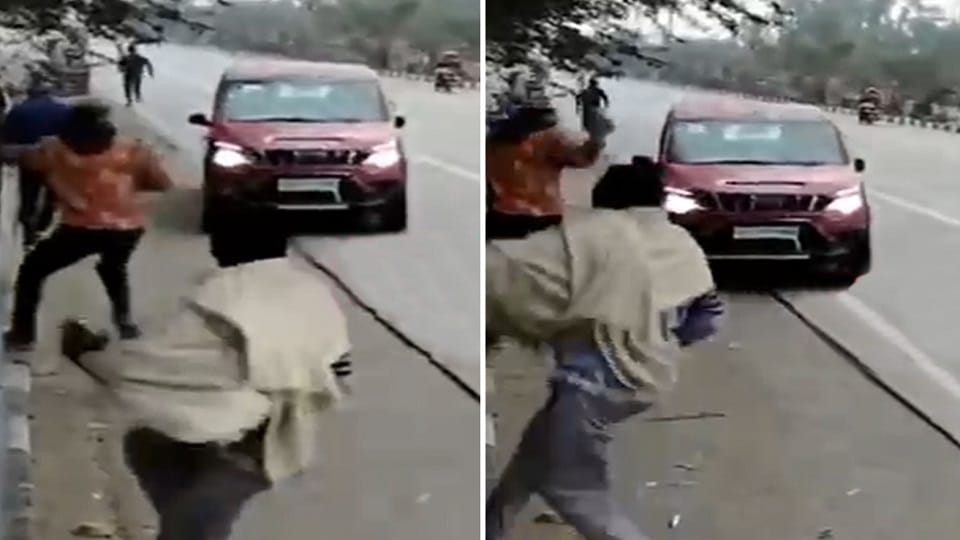 two youths beat up Pakistani citizen and tried to run him over in car in Delhi