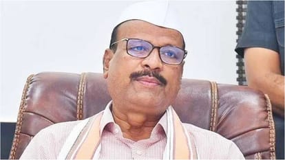 Video shows Maharashtra minister asking cops to break bones of revellers during dance programme