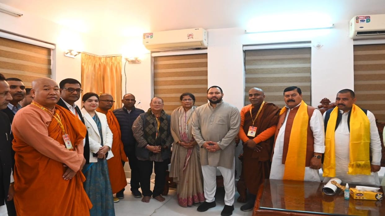 Deputy CM Tejashwi Yadav reached Mahabodhi Temple