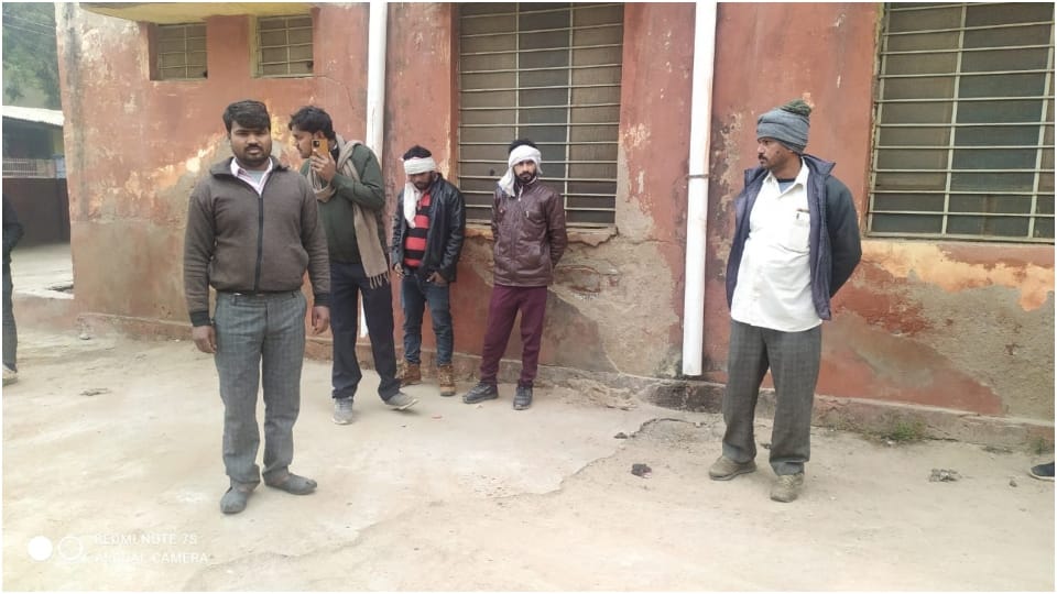 Farmer who went to drive away stray animals in Dholpur dies due to electric shock