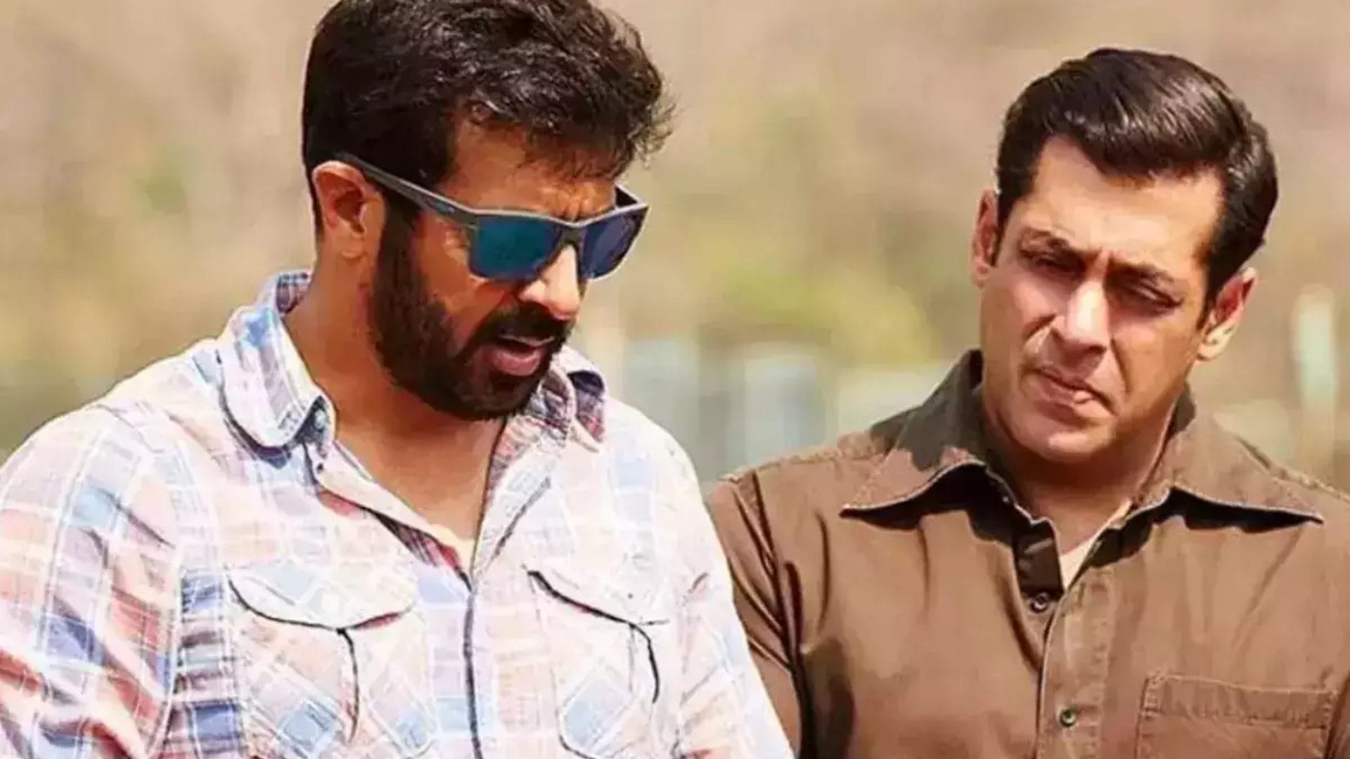 Salman Khan and Kabir Khan work together in Babbar Sher Bajrangi Bhaijaan Director approaches Tiger 3 Star