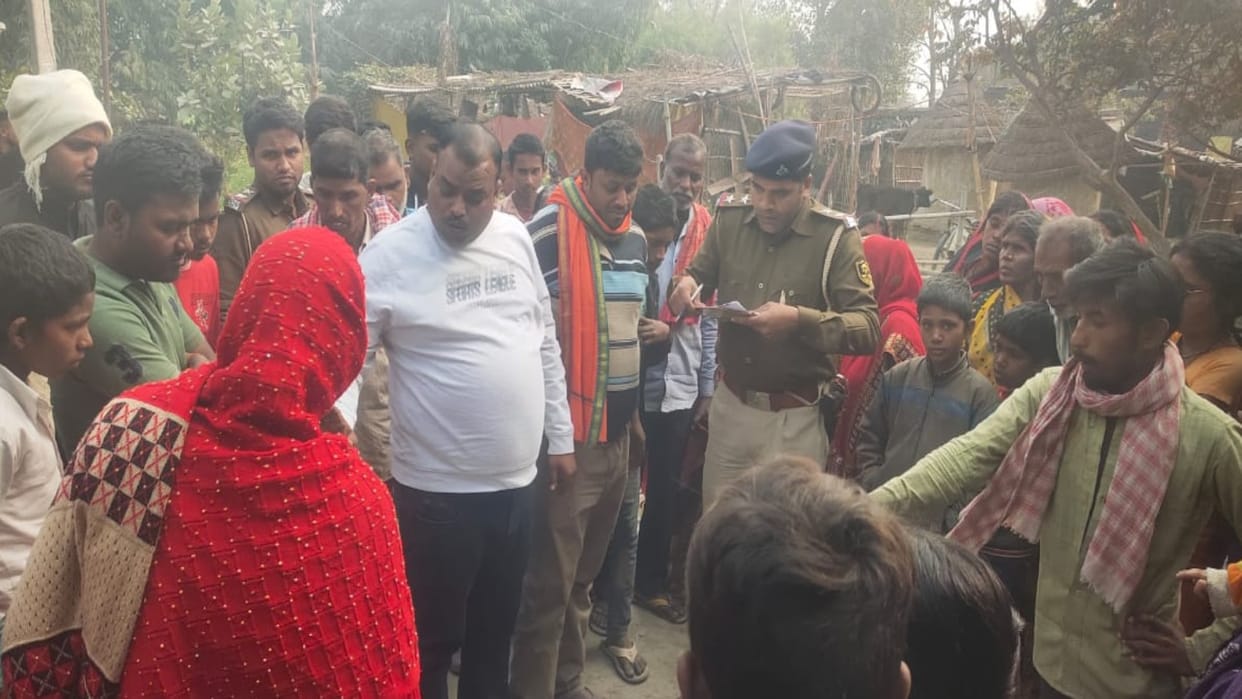 Old man injured in fight in Gopalganj dies