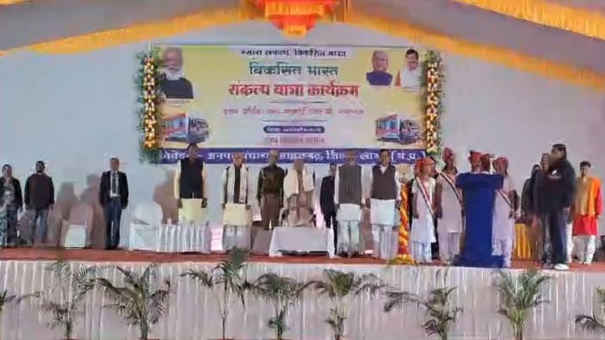 Mangubhai Patel Sagar Tour Government is providing benefits to beneficiaries through schemes at your doorstep