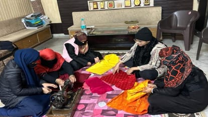 Muslim women are preparing dress for Ramlala in Bareilly