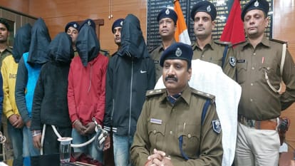 Siwan Crime News: फाइनेंस कर्मी से लूट एवं हत्या का मामला, 6 अपराधी गिरफ्त में, लूटे हुए रुपये भी बरामद 6 accused arrested in finance worker murder case
