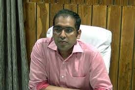 Indore: Ashish Singh becomes the new collector of Indore.