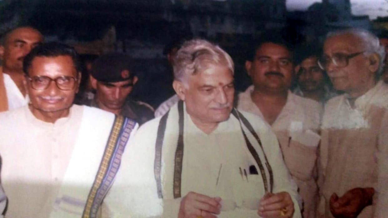 Ram Mandir: Eight chapattis were taken from every house for the Kar Sevaks