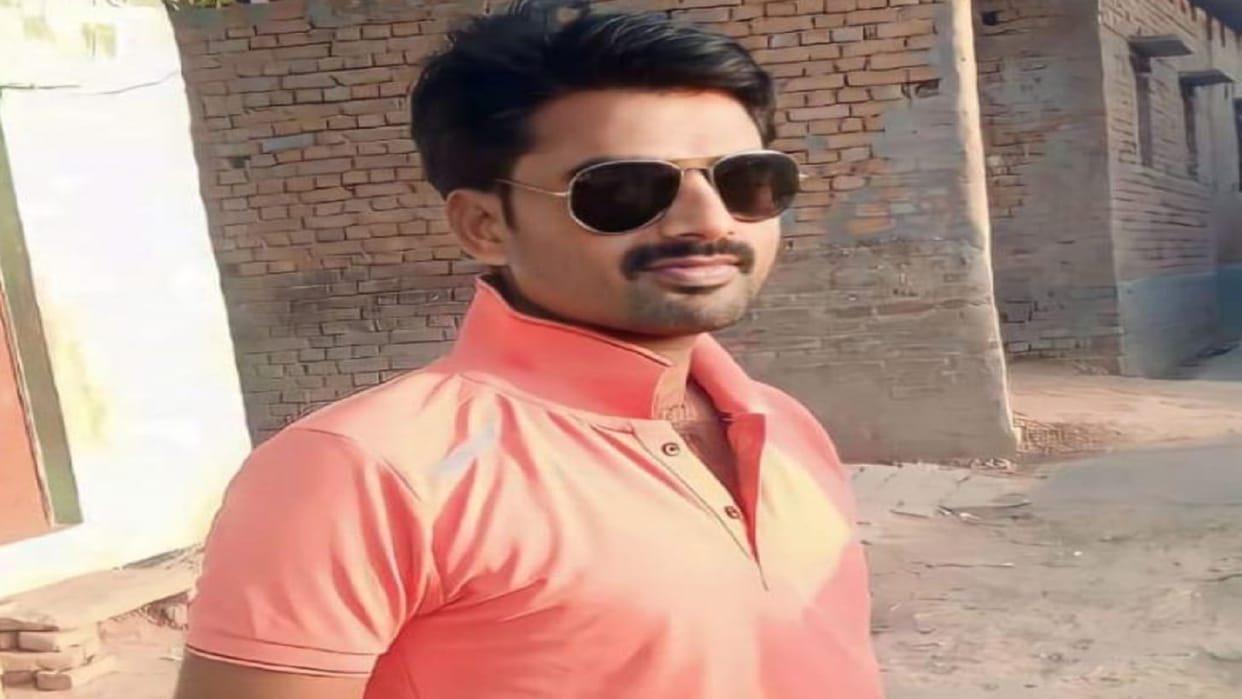 Chandauli: Bike riding youth dies near over bridge crossing, chaos among family members