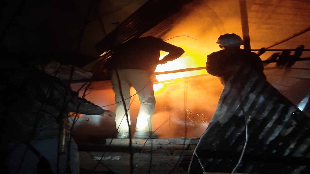 Two room houses burnt to ashes in Bhuntar, loss worth three lakhs