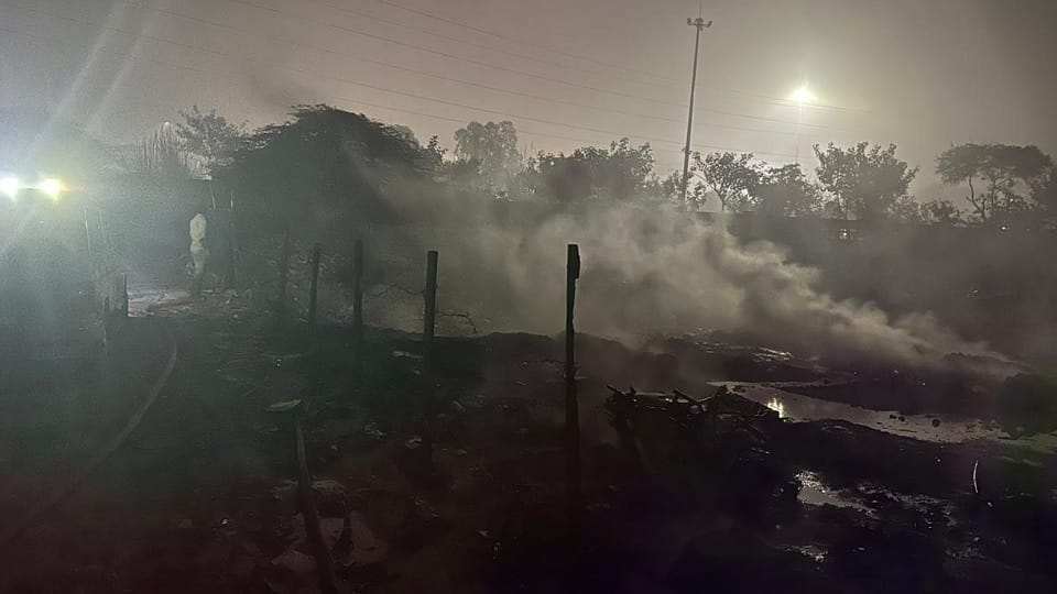 Fire in slum creates panic in Greater Noida
