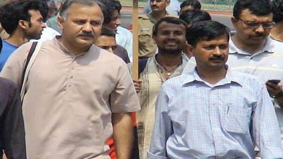 Arvind Kejriwal wished Manish Sisodia on his birthday