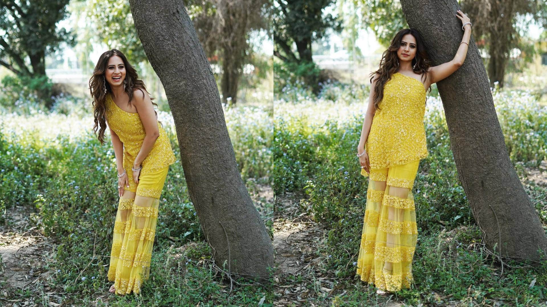Lohri 2024 trendy Punjabi suit for lohri festival inspired by Shehnaaz gill to sonam bajwa