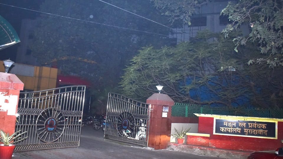UP: CBI raid Moradabad railway station, investigation in DRM office, documents searched electricity section