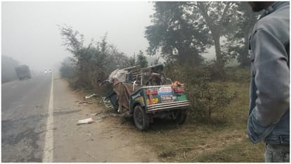 Truck hits e-rickshaw in Nalanda elderly man dies Two injured including son