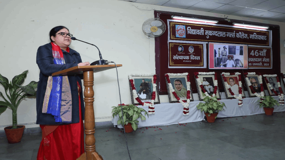 Founder Day and Blood Donation Fair was organized at Vidyawati Mukandlal Girls College Ghaziabad