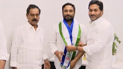 EX CSK cricketer Ambati Rayudu quits Jagan Mohan Reddy YSRCP days after joining