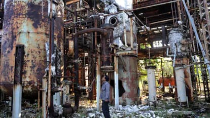Court reserved its decision in the final hearing of Bhopal gas scandal case.