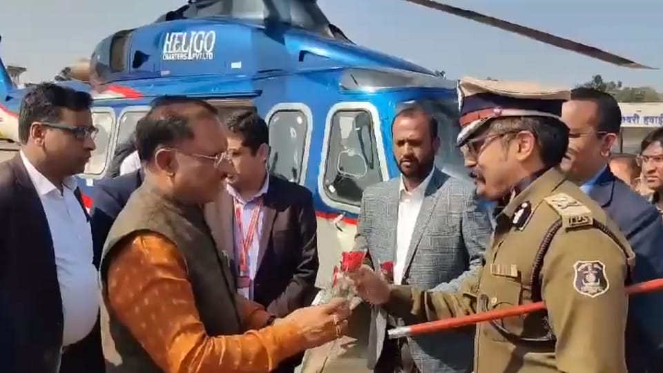 CM Sai received a warm welcome on reaching Jagdalpur for the first time after becoming the Chief Minister