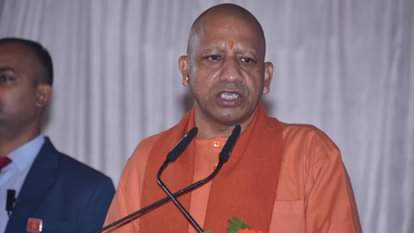 गोरखपुर में सीएम योगी