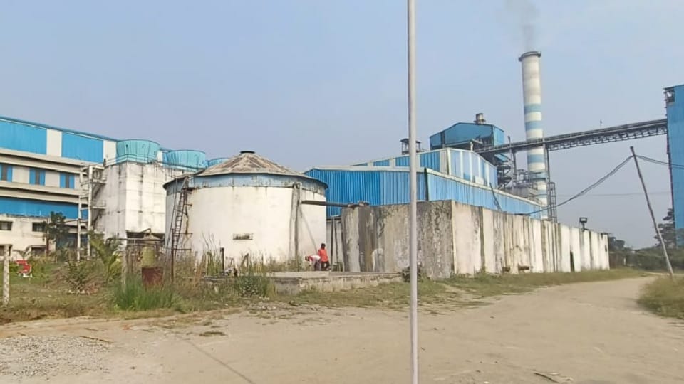 Contract workers of sugar factory will go on indefinite strike from January 9