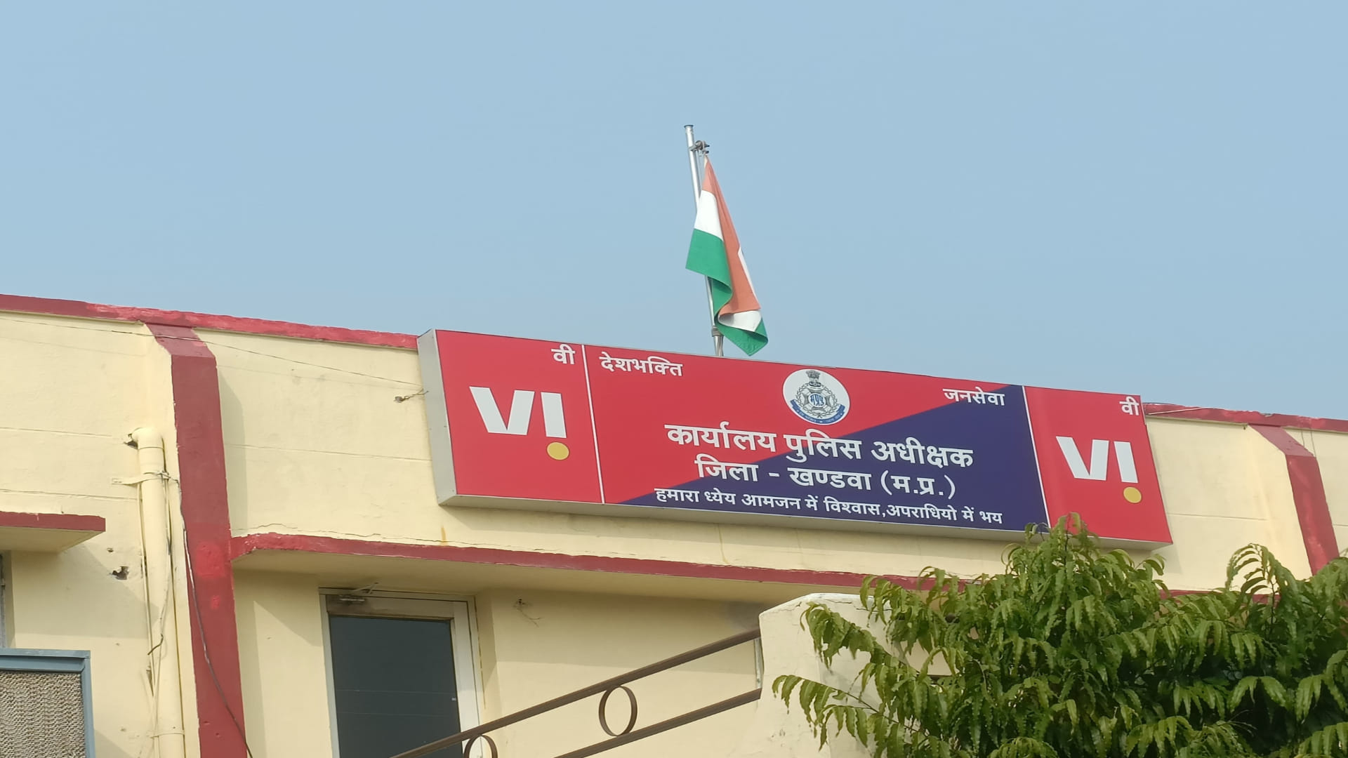 किचन में लाइटर जलाते ही ठंड में गैस जमने से हुआ घर में ब्लास्ट