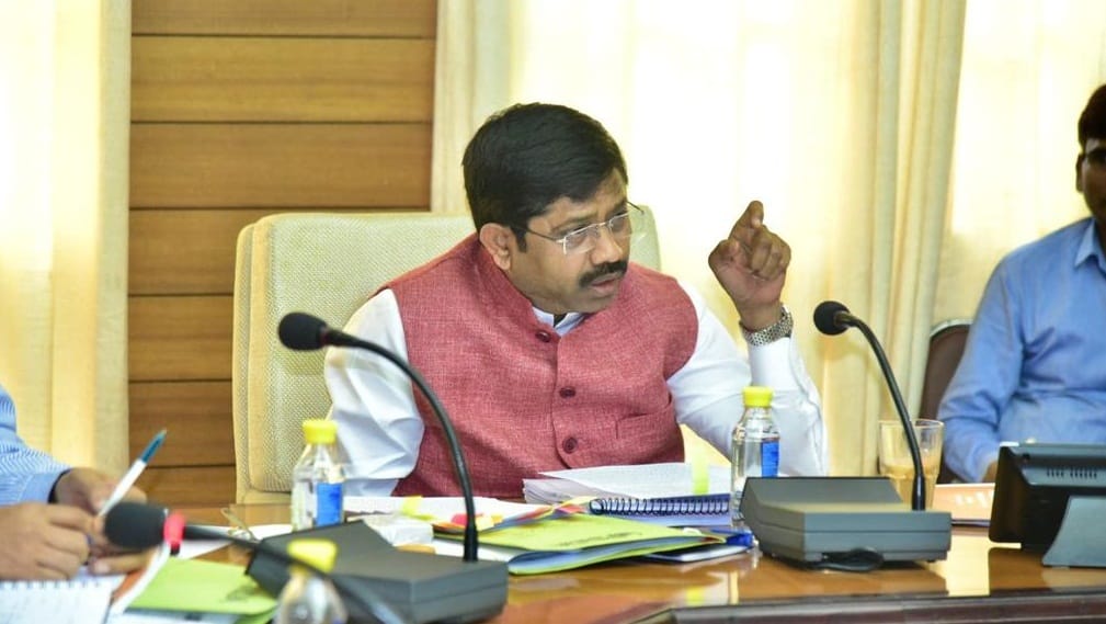 Serious allegations against two officials of spinning mill, Minister Nandi ordered FIR and SIT investigation